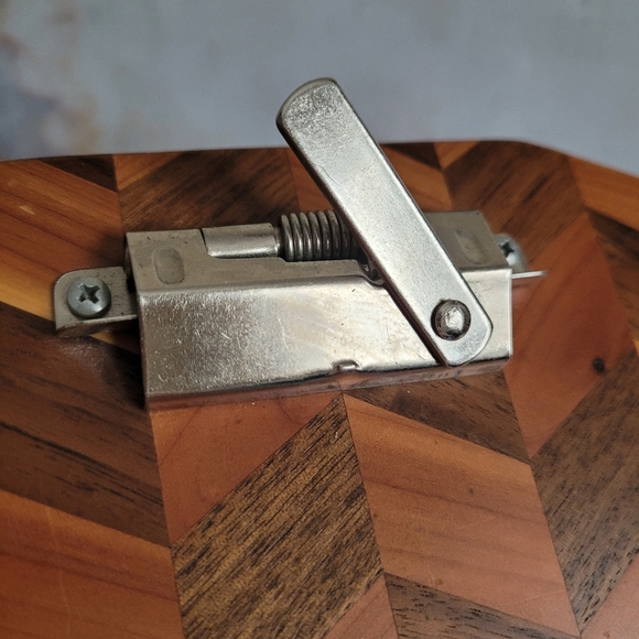 SOLD Checkered Clipboard - Herringbone Design - Approx 6x9 - Picture 9 of 12